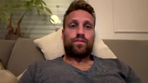 Snapshot of lovefuesse chatting on 13, 9, 2025 lovefuesse online show from 13, 9, 2025