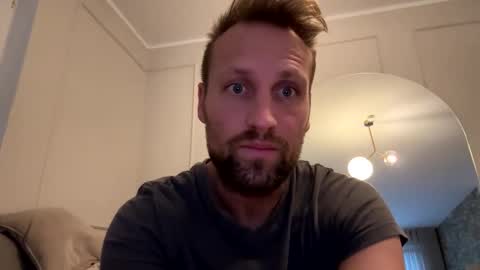 Snapshot of lovefuesse chatting on 14, 11, 2025 lovefuesse online show from 14, 11, 2025