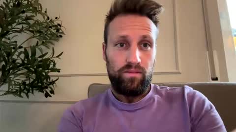 Snapshot of lovefuesse chatting on 21, 11, 2025 lovefuesse online show from 21, 11, 2025