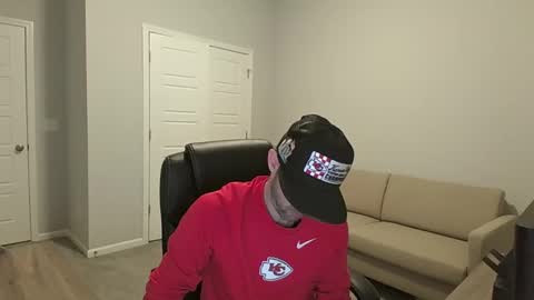 Snapshot of lovehatelovers chatting on 27, 1, 2025 lovehatlovers online show from 27, 1, 2025