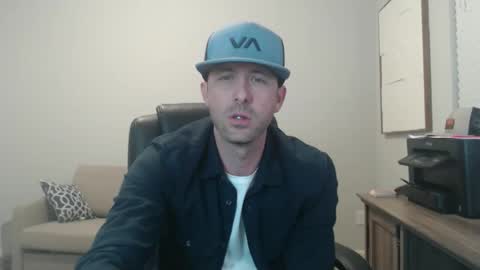 Snapshot of lovehatelovers chatting on 7, 4, 2026 lovehatlovers online show from 7, 4, 2026