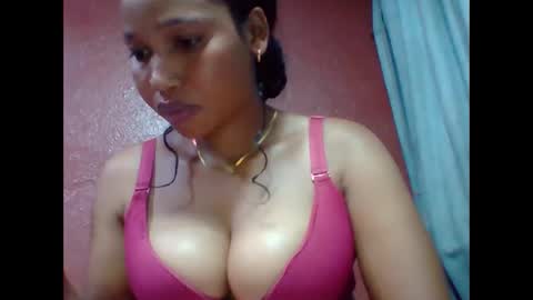 loveinlife750427 online show from 28, 11, 2025