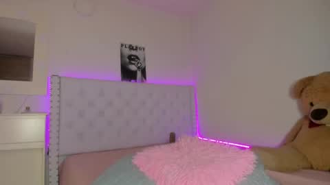 Val online show from 8, 12, 2024