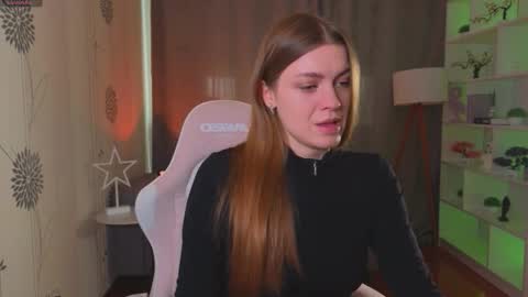 Snapshot of lovellalipss chatting on 30, 3, 2026 Laura online show from 30, 3, 2026