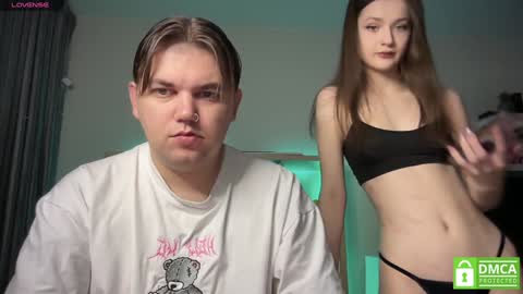 Mileena and Oliver online show from 27, 1, 2025