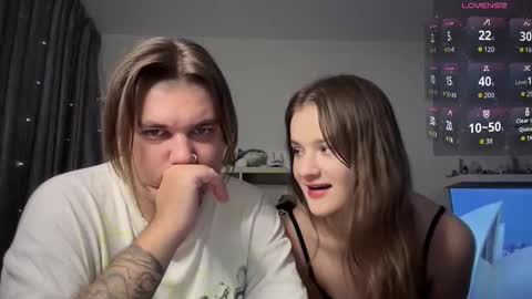 Mileena and Oliver online show from 3, 11, 2025