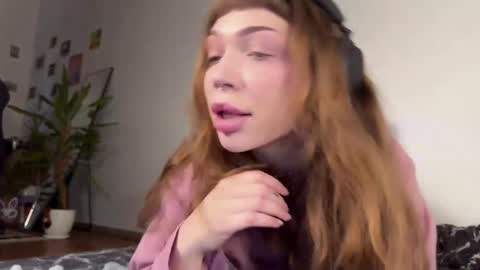 Snapshot of lovelorn_ chatting on 10, 1, 2025 Elsa online show from 10, 1, 2025