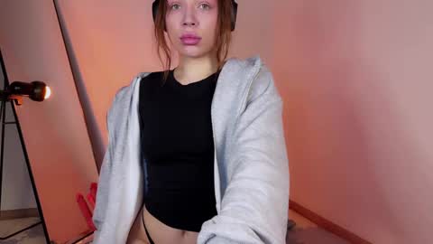 Snapshot of lovelorn_ chatting on 26, 2, 2025 Elsa online show from 26, 2, 2025