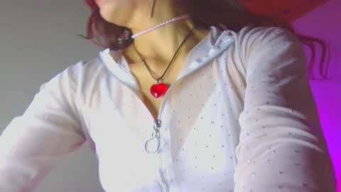 Snapshot of lovely_akira_xwx chatting on 5, 2, 2026 Tami online show from 5, 2, 2026