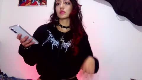Snapshot of lovely_akira_xwx chatting on 19, 5, 2026 Tami online show from 19, 5, 2026
