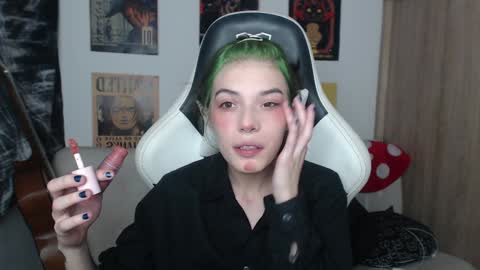 Cassie online show from 17, 12, 2024