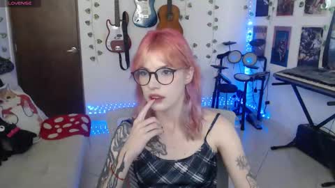 Cassie online show from 22, 12, 2025