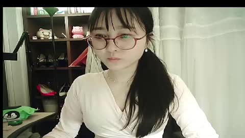 Snapshot of lovely_dana chatting on 25, 11, 2025 DANA KIM online show from 25, 11, 2025