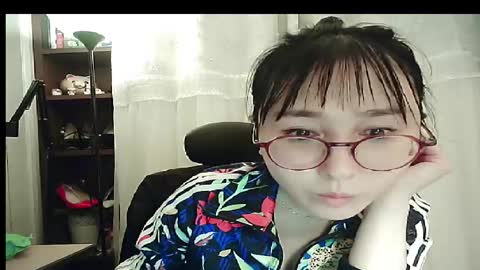 Snapshot of lovely_dana chatting on 26, 11, 2025 DANA KIM online show from 26, 11, 2025