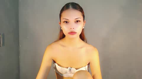 Snapshot of lovely_darlingx chatting on 9, 6, 2026 Precious . online show from 9, 6, 2026
