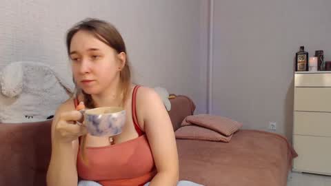 Lovely Hayley online show from 5, 1, 2025