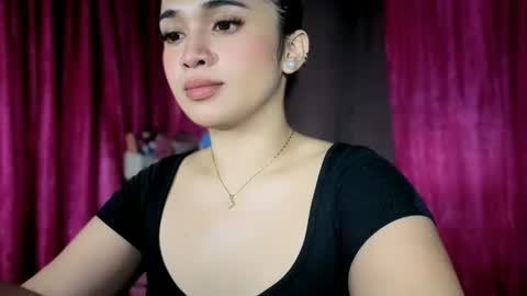 Snapshot of lovely_kurtny04 chatting on 7, 5, 2026 LOVE online show from 7, 5, 2026