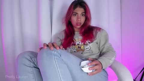 Snapshot of lovely_laurenn chatting on 11, 6, 2026 Lovely Lauren online show from 11, 6, 2026