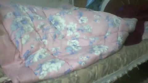 Snapshot of lovely_sweet_girl chatting on 31, 12, 2024 katrina follow me guys online show from 31, 12, 2024