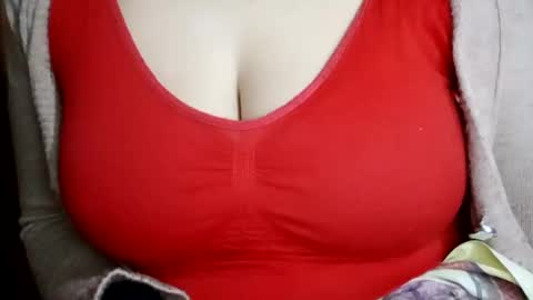 Snapshot of lovely_sweet_girl chatting on 17, 2, 2025 katrina follow me guys online show from 17, 2, 2025