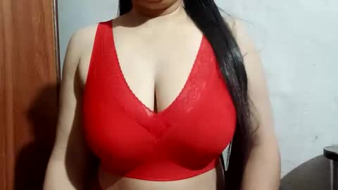 Snapshot of lovely_sweet_girl chatting on 23, 3, 2026 katrina follow me guys online show from 23, 3, 2026