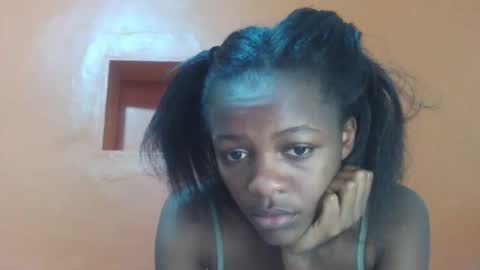 Lovely yvonne online show from 19, 10, 2025