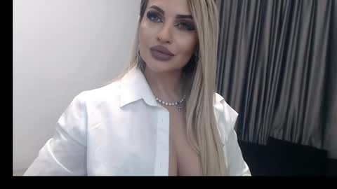 Snapshot of lovelyblondyxxx chatting on 20, 2, 2025 PrAllinXXXa online show from 20, 2, 2025