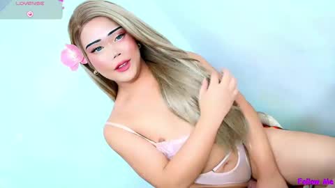 lovelydollsandra online show from 2, 11, 2025