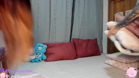 Snapshot of lovelyemma__ chatting on 9, 1, 2026 online show from 9, 1, 2026