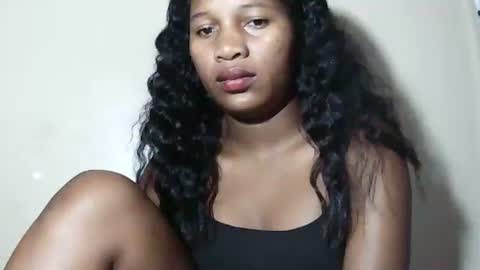 Snapshot of lovelylarra chatting on 5, 6, 2026 lovelylarra online show from 5, 6, 2026