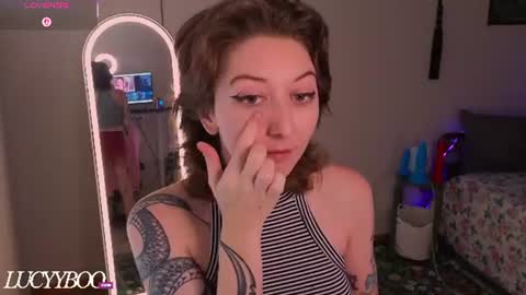 lovelylittlelucyy online show from 22, 7, 2026
