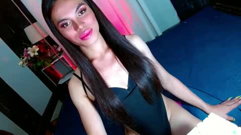 lovelymiss_shyna11 online show from 21, 1, 2025