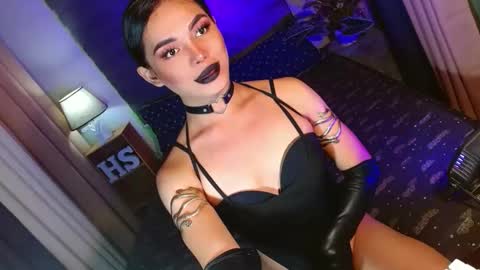 lovelymiss_shyna11 online show from 9, 2, 2026
