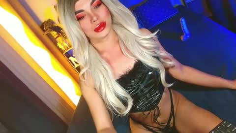 Snapshot of lovelymiss_shyna11 chatting on 28, 6, 2026 lovelymiss_shyna11 online show from 28, 6, 2026