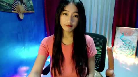 Snapshot of lovelypetite143 chatting on 7, 7, 2026 lovelypetite143 online show from 7, 7, 2026