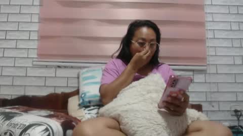 Snapshot of lovelyquey chatting on 5, 2, 2025 Angelquey online show from 5, 2, 2025