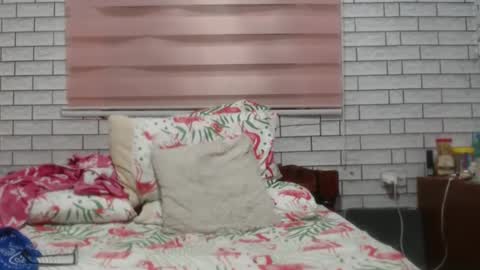 Snapshot of lovelyquey chatting on 11, 3, 2025 Angelquey online show from 11, 3, 2025