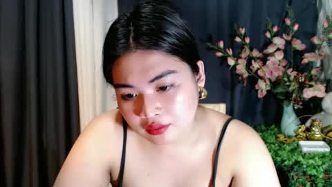 Snapshot of lovelyrhean chatting on 21, 11, 2025 Rhean online show from 21, 11, 2025