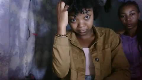 lovemarie08 online show from 10, 4, 2026