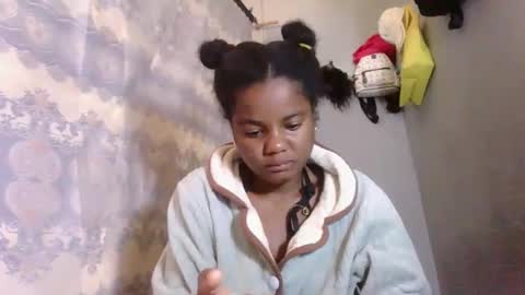 Snapshot of lovemarie08 chatting on 21, 4, 2026 lovemarie08 online show from 21, 4, 2026