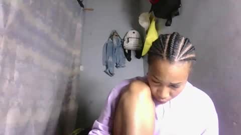 Snapshot of lovemarie08 chatting on 22, 4, 2026 lovemarie08 online show from 22, 4, 2026
