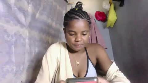 Snapshot of lovemarie08 chatting on 23, 4, 2026 lovemarie08 online show from 23, 4, 2026
