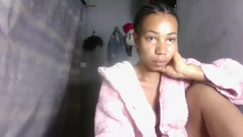 Snapshot of lovemarie08 chatting on 24, 4, 2026 lovemarie08 online show from 24, 4, 2026