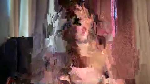 Snapshot of loveme4ever2025 chatting on 19, 5, 2026 shena can you follow me here and tip me yehawww online show from 19, 5, 2026