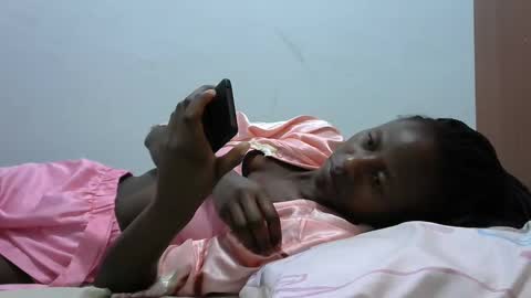 Snapshot of lovergal222 chatting on 24, 1, 2025 lovergal222 online show from 24, 1, 2025