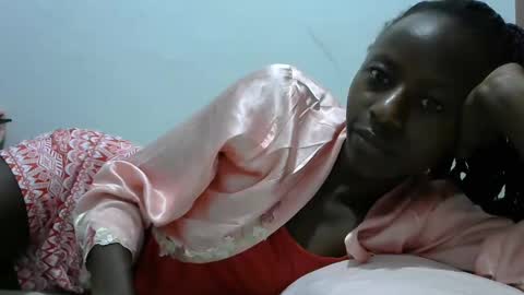 Snapshot of lovergal222 chatting on 27, 1, 2025 lovergal222 online show from 27, 1, 2025