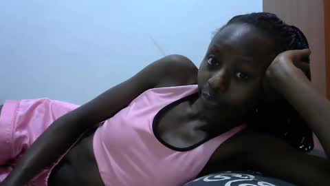 Snapshot of lovergal222 chatting on 2, 2, 2025 lovergal222 online show from 2, 2, 2025