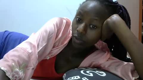 Snapshot of lovergal222 chatting on 4, 2, 2025 lovergal222 online show from 4, 2, 2025