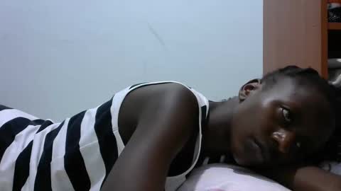 Snapshot of lovergal222 chatting on 5, 2, 2025 lovergal222 online show from 5, 2, 2025