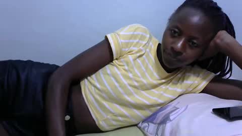 Snapshot of lovergal222 chatting on 15, 2, 2025 lovergal222 online show from 15, 2, 2025